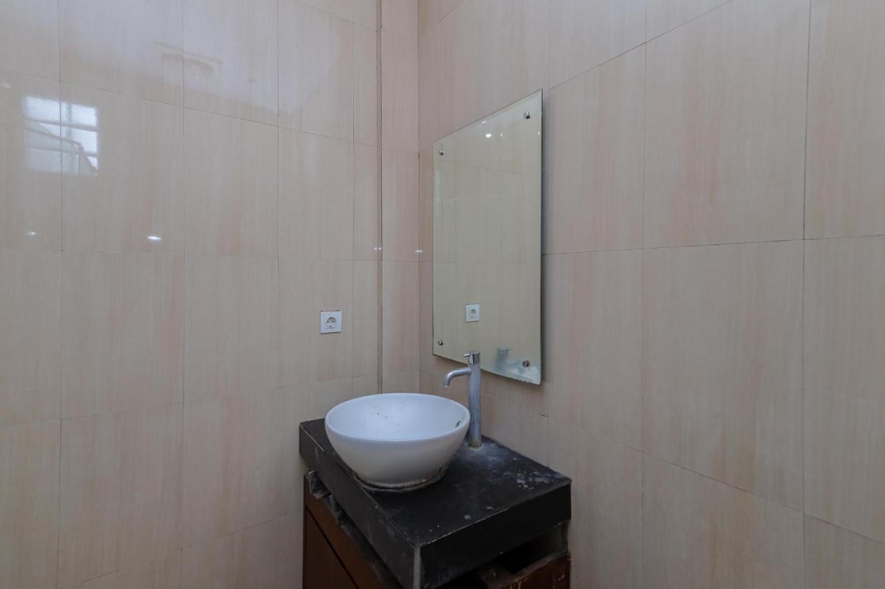 Urbanview Hotel Wg Jimbaran Bali Ungasan  Ngoại thất bức ảnh